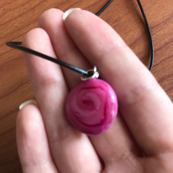 Round Red Violet Necklace - Picture 4 of 5